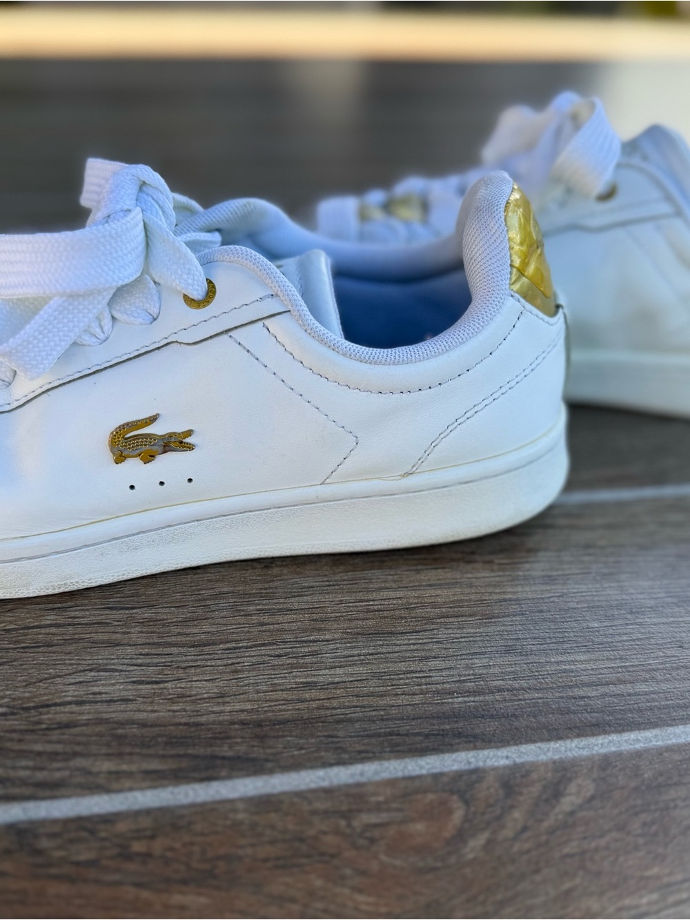 Lacoste White Low-Top Sneakers with Gold Accents women’s size 7
